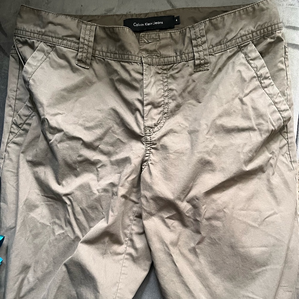 Calvin Klein Y2K Cropped Green Shorts